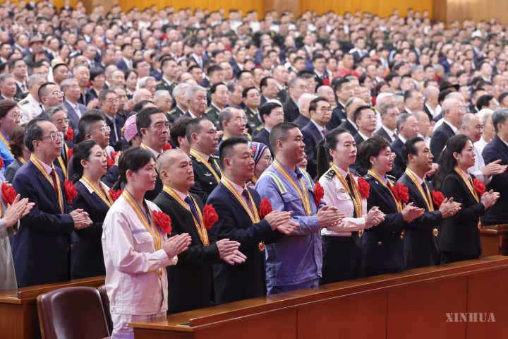တရုတ်ကွန်မြူနစ်ပါတီနှင့် တရုတ်နိုင်ငံ ဖွံ့ဖြိုးတိုးတက်မှုဆိုင်ရာ အံ့ဩဖွယ်စွမ်းဆောင်မှု