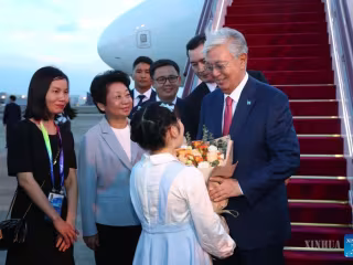 ၂၀၂၆ ခုနှစ် ကမ္ဘာ့ဉာဏ်ရည်တုညီလာခံအတွက် ကာဇက်စတန်နိုင်ငံ သမ္မတ ရှန်ဟိုင်းမြို့သို့ ရောက်ရှိ