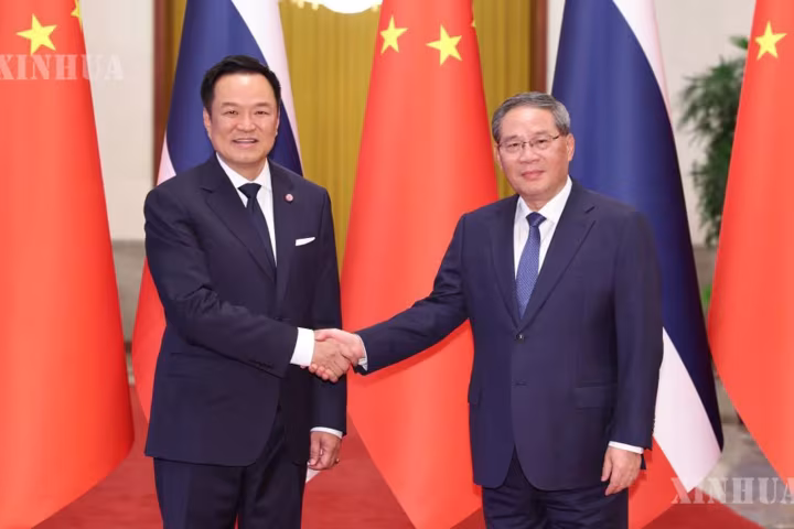 တရုတ်နိုင်ငံ ဝန်ကြီးချုပ်နှင့် ထိုင်းနိုင်ငံ ဝန်ကြီးချုပ်တို့ တွေ့ဆုံဆွေးနွေး