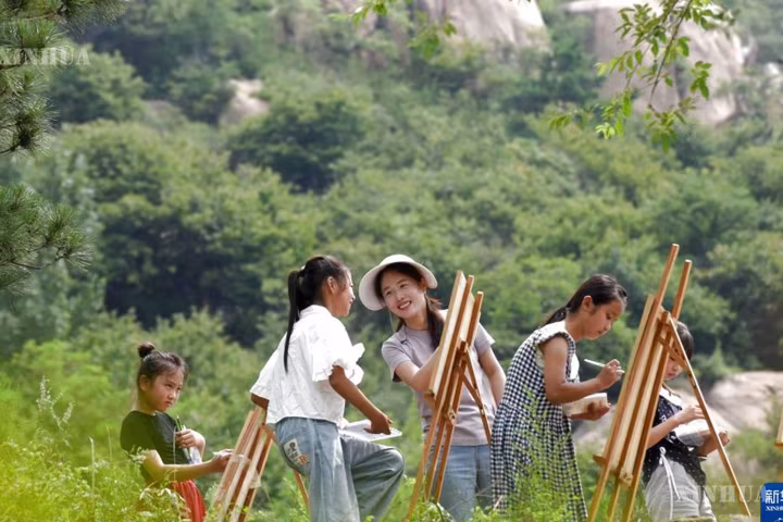 ချိုမြိန်သော နွေရာသီကျောင်းပိတ်ရက်