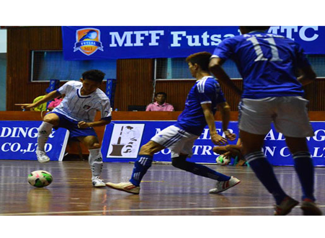 MFF Futsal League 2015 ၿပိဳင္ပြဲမွ ပြဲစဥ္တစ္ခုအား ေတြ႔ရစဥ္ (ဓာတ္ပံု-MFF)