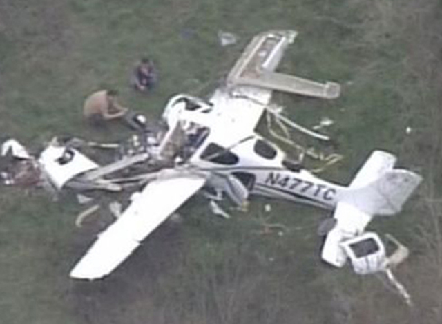 အမေရိကန်နိုင်ငံ တက္ကဆက်ပြည်နယ်တွင် ပျက်ကျခဲ့သည့် လေယာဉ်အားတွေ့ရစဉ် (ဓာတ်ပုံ-အင်တာနက်)