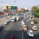 ရန်ကုန်မြို့တွင်းရှိ ကားများကိုတွေ့ရစဉ် (ဆင်ဟွာ)