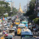 ရန်ကုန်မြို့တွင် ယာဉ်ကြောပိတ်ဆို့နေမှုအား မြင်တွေ့ရစဉ် (ဓာတ်ပုံ-- ဆင်ဟွာ)
