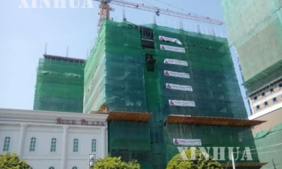 ရန်ကုန်မြို့ ဆူးလေ ဘုရားလမ်းပေါ်တွင် ဆောက်လုပ်နေသော အထပ်မြင့်အဆောက်အအုံ တစ်ခုအား တွေ့ရစဉ် (ဆင်ဟွာ)