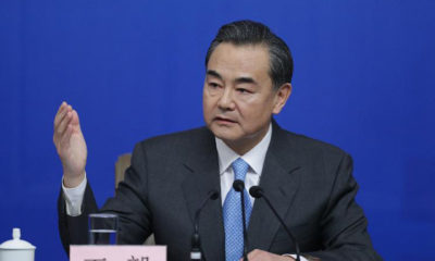 တရုတ်နိုင်ငံ နိုင်ငံခြားရေးဝန်ကြီး ဝမ်ရိ အား တွေ့ရစဉ် (ဓာတ်ပုံ-အင်တာနက်)
