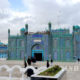 အာဖဂန်နစ္စတန်နိုင်ငံ Mazar-e-Sharif ရှိ နာမည်ကျော် ဗလီပြာ (Blue Mosque) အား တွေ့ရစဉ် (ဆင်ဟွာ)