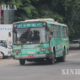 ရန်ကုန်မြို့တွင်း ပြေးဆွဲလျက်ရှိသော ခရီးသည်တင်ကားတစ်စီးအား တွေ့ရစဉ် (ဆင်ဟွာ)