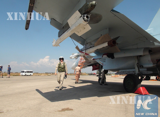 SU-30 ဂျက် တိုက်လေယာဉ်တစ်စင်းအား တွေ့ရစဉ် (ဆင်ဟွာ)