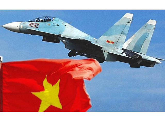 SU-30 အမျိုးအစား ဗီယက်နမ် ဂျက်တိုက်လေယာဉ် တစ်စင်းအား တွေ့ရစဉ် (ဓာတ်ပုံ-အင်တာနက်)