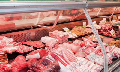 ရုရှား ဈေးဝယ်စင်တာ၌ အအေးခံ အသားများအား တွေ့ရစဉ် (ဓာတ်ပုံ- အင်တာနက်)