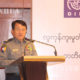 မြန်မာနိုင်ငံ ရဲတပ်ဖွဲ့ဌာနချုပ်၊ ရဲချုပ် ဇော်ဝင်းက မြန်မာနိုင်ငံ လူကုန်ကူး တိုက်ဖျက်ရေး ဆိုင်ရာ ဒုတိယ ငါးနှစ်အပေါ် ပြန်လည် သုံးသပ်မှုနှင့် တတိယ ငါးနှစ် စီမံကိန်း ရေးဆွဲရေး အလုပ်ရုံ ဆွေးနွေးပွဲတွင် မိန့်ခွန်းပြောကြားနေစဉ် (ဆင်ဟွာ)