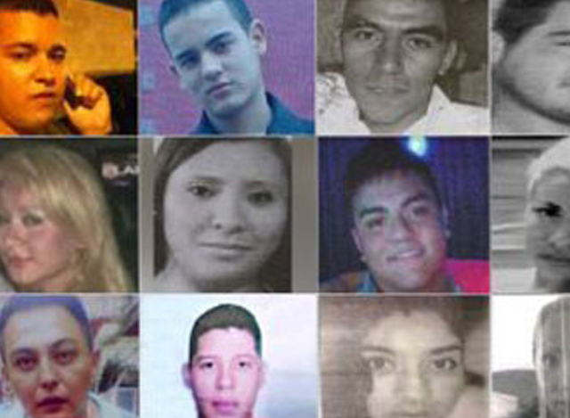 မက္ကဆီကို Heaven ဘား ပြန်ပေးဆွဲမှု အတွင်း သေဆုံးသွားသည့် လူငယ်များအားတွေ့ရစဉ် (ဓါတ်ပုံ-အင်တာနက်)