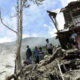 နီပေါနိုင်ငံတွင် ဖြစ်ပွားခဲ့သည့် ရေကြီး၊ မြေပြိုမှု တစ်ခုအား တွေ့ရစဉ် (ဓာတ်ပုံ-အင်တာနက်)
