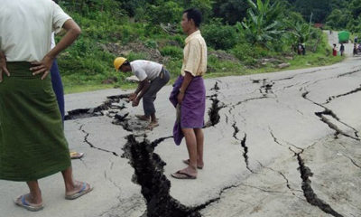 ကလေးဝ-ကလေးကားလမ်းပိုင်း မြေလွှာပြတ်ရွေ့မှုအားတွေ့ရစဉ် (ဓာတ်ပုံ-- မြဝတီ)