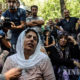 တူရကီ၌ သြဂုတ် ၂ဝ ရက်က လက်ထပ်ပွဲတစ်ခုတွင် အသေခံဗုံးဖောက်ခွဲမှုဖြစ်ပွားပြီးနောက် ဒဏ်ရာရသူများအားတွေ့ရစဉ်(ဆင်ဟွာ)