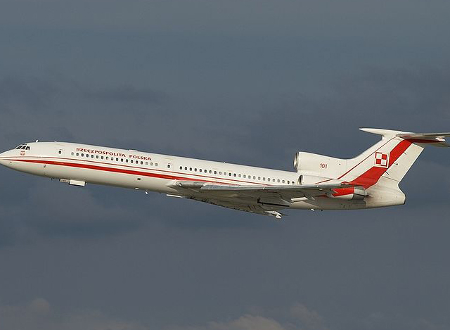 ရုရွား ေလတပ္တြင္အသံုးျပဳလ်က္ရွိသည့္ Tu-154 ေလယာဥ္အားေတြ႕ရစဥ္ (ဓါတ္ပံု-အင္တာနက္)