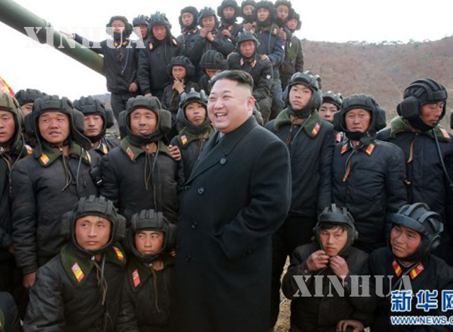 ေျမာက္ကိုရီးယား ႏုိင္ငံ သမၼတ ကင္က်ံဳအန္း(Kim Jong-un) အား ျမင္ေတြ႕ရစဥ္(ဆင္ဟြာ)