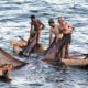 အိႏိၵယ ငါးဖမ္းလုပ္သားမ်ားအား ေတြ႕ရစဥ္ (ဓာတ္ပံု-အင္တာနက္)