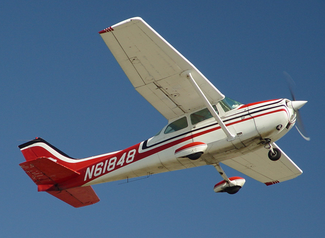 Cessna 172 အမ်ဳိးအစား ေလယာဥ္ငယ္တစ္စီးအားေတြ႕ရစဥ္ (ဓါတ္ပံု-အင္တာနက္)