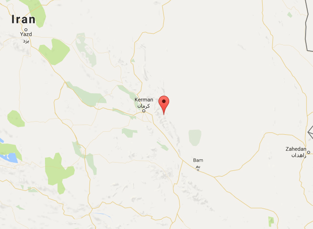 ငလ်င္ ျဖစ္ပြား ခဲ့သည့္ အီရန္ ႏုိင္ငံ အေရွ႕ေတာင္ပိုင္း Kerman ျပည္နယ္ Sirch ၿမိဳ႕ အား ျမင္ေတြ႕ရစဥ္(ဓာတ္ပံု-google maps)