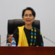 ႏုိင္ငံေတာ္၏ အတုိင္ပင္ခံ ပုဂၢဳိလ္က ရခိုင္ ျပည္နယ္ဆိုင္ရာ ညွိႏိႈင္းအစည္းအေ၀း၌ ေျပာၾကား ေနစဥ္ (ဓာတ္ပုံ- Myanmar State Counsellor Office)
