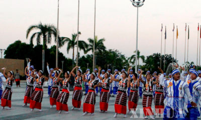 ကရင္ႏွစ္သစ္ကူးေန ့တြင္ ႏိုင္ငံေတာ္၏ အတိုင္ပင္ခံ ပုဂၢိဳလ္ ေဒၚေအာင္ဆန္းစုၾကည္ အမွာစကား ေျပာၾကားစဥ္ (ဆင္ဟြာ)