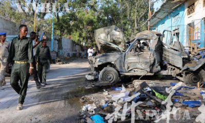 ဆုိမာလီယာ အစုိးရတပ္က အယ္လ္ရွာဘတ္လက္နက္ကုိင္မ်ားအား တုိက္ခုိက္စဥ္ (ဆင္ဟြာ)