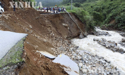 ေရေဘးေၾကာင့္ျဖစ္ပြားသည့္ ပ်က္စီးဆုံးရႈံးမႈမ်ားအား ေတြ႔ရစဥ္(ဆင္ဟြာ )