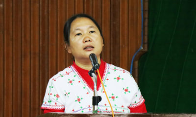 ကရင္တိုင္းရင္းသား လူမ်ဳိးေရးရာဝန္ၾကီး ေနာ္ပန္းသဥၨာမ်ဳိးအားေတြ႔ရစဥ္ (ဓာတ္ပံု--YRG)