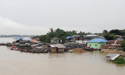 စစ္ေတာင္းျမစ္ေရျမင့္တက္ၿပီး မေဒါက္ၿမိဳ႕၌ ေရႀကီးေနမႈအားေတြ႔ရစဥ္(MOI)