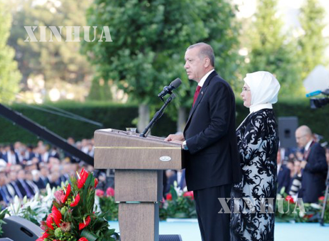 တူရကီ ႏုိင္ငံ သမၼတ Recep Tayyip Erdoğan က ဇူလိုင္လ ၉ ရက္ ၌ သမၼတ က်မ္းသစၥာ က်ိန္ဆိုပြဲ အခမ္းအနား တြင္ မိန္႕ခြန္းေျပာၾကားေနစဥ္(ဆင္ဟြာ)