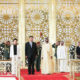 တရုတ္ႏိုင္ငံ သမၼတ ရွီက်င့္ဖိန္ (ဝဲ) ႏွင့္ အာရပ္ေစာ္ဘြားမ်ားျပည္ေထာင္စု (UAE) ဒုတိယ သမၼတ ႏွင့္ ဝန္ႀကီးခ်ဳပ္ Sheikh Mohammed bin Rashid Al Maktoum (ယာ) တို႕အား ဇူလိုင္ ၁၉ရက္က အဘူဒါဘီၿမိဳ႕၌ေတြ႕ရစဥ္ (ဆင္ဟြာ)