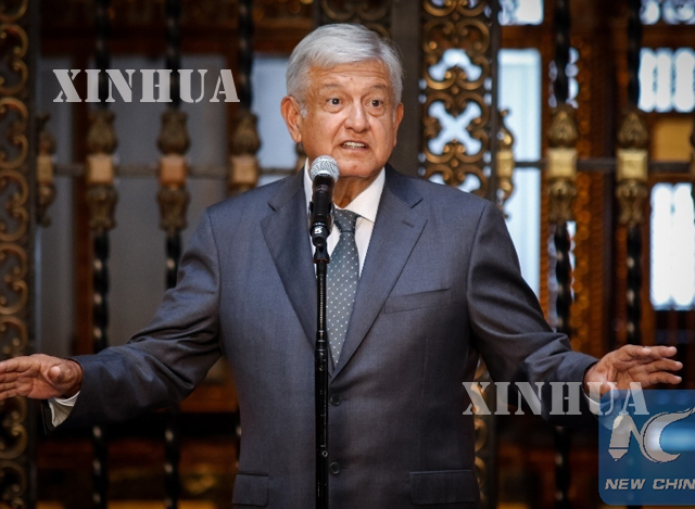 မကၠဆီကိုႏုိင္ငံ ေရြးေကာက္ခံသမၼတ Andres Manuel Lopez Obrador အားေတြ႕ရစဥ္ (ဆင္ဟြာ)