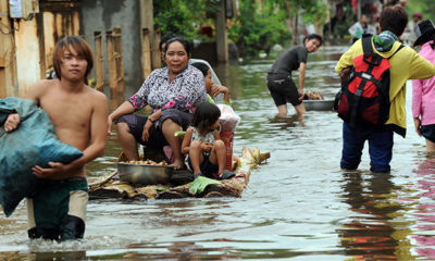 ကေမာၻဒီးယားႏိုင္ငံ၌ ေရႀကီးမႈျဖစ္ပြားေနစဥ္ (ဓါတ္ပံု-အင္တာနက္)