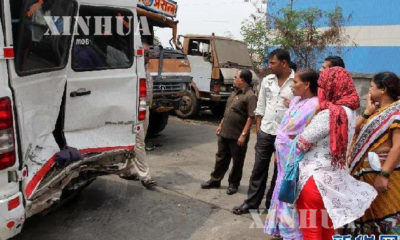 အိႏိၵယ ႏုိင္ငံ တြင္ ျဖစ္ပြား ခဲ့သည့္ ယာဥ္မေတာ္တဆမႈ အား ျမင္ေတြ႕ရစဥ္(ဆင္ဟြာ)