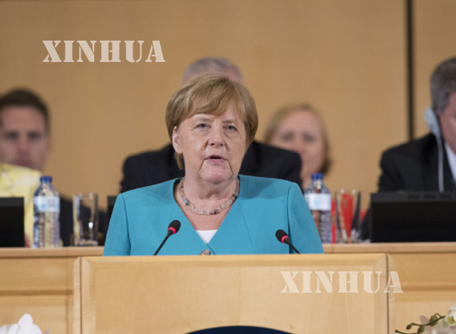 ဂ်ာမနီ ႏုိင္ငံ ဝန္ႀကီးခ်ဳပ္ အန္ဂ်လာ မာကယ္ (Angela Merkel) အား ျမင္ေတြ႕ရစဥ္(ဆင္ဟြာ)