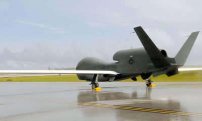 အေမရိကန္ေလတပ္၏ RQ-4A Global Hawk ေမာင္းသူမဲ့ေလယာဥ္တစ္စီး အားေတြ႕ရစဥ္။(အင္တာနက္)