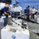 တရုတ္နုိင္ငံတြင္ ၂၀၁၈ ခုႏွစ္က က်င္းပခဲ႔သည္႔ WIOT (World Internet of Things)ျပပြဲ တြင္ၾကည္႔ရႈေနသူတစ္ခ်ဳိ႕အားေတြ႕ရစဥ္ (ဆင္ဟြာ
