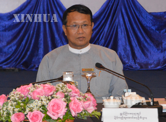 အလုပ်သမား၊ လူဝင်မှု ကြီးကြပ်ရေးနှင့် ပြည်သူ့ အင်အားဝန်ကြီးဌာန၊ ပြန်လည်ထူထောင်ရေး ဦးစီးဌာန ညွှန်ကြားရေးမှူးချုပ် ဦးဝင်းနိုင်ထွန်း အဖွင့်အမှာစကား ပြောကြားစဉ်။