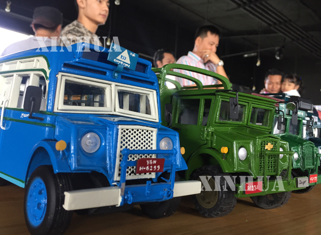 ကားပုံစံငယ် စုဆောင်းသူ ဝါသနာရှင်များ စုပေါင်း၍ ရန်ကုန်မြို့၌ ပြပွဲ ပြုလုပ်သည့် မြင်ကွင်းများ(ဆင်ဟွာ)