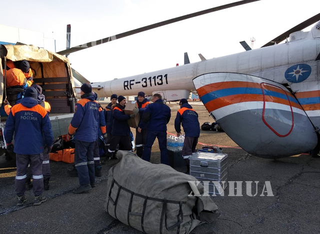ရုရှားနိုင်ငံ ခရက်စ်နာရက်စ်ခ်ဒေသ ခူရာဂင်စကီးခရိုင်တွင် ရေလှောင်တာတမံပြိုကျမှုဖြစ်ပွားပြီးနောက် ကယ်ဆယ်ရေးအဖွဲ့များ ရောက်ရှိလာကြစဉ် (ဆင်ဟွာ)