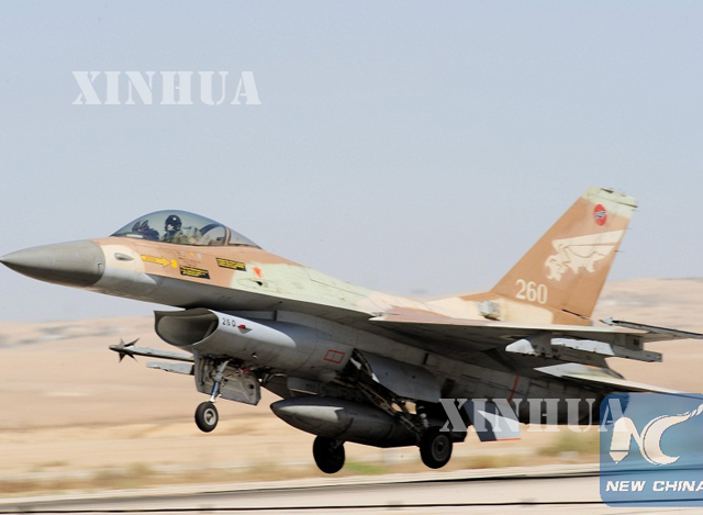အမေရိကန်နိုင်ငံထုတ် F-16 ဂျက်တိုက်လေယာဉ်တစ်စင်းအား တွေ့ရစဉ်(ဆင်ဟွာ)