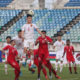 ၂၀၂၀ ခုနှစ် အာရှ ယူ-၁၉ ချန်ပီယံရှစ် ဘောလုံးပြိုင်ပွဲ ခြေစစ်ပွဲ ၏ အုပ်စု (I) ဒုတိယနေ့ ပွဲစဉ် တွင် တရုတ်ပြည် သူ့သမ္မတနိုင်ငံ ယူ ၁၉ ဘောလုံးအသင်းယှဉ်ပြိုင်ကစားနေစဉ် (ဆင်ဟွာ)