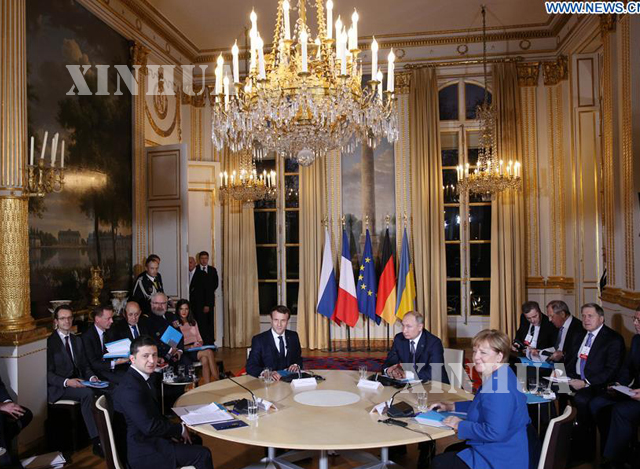 ယူကရိန်း-ရုရှား အပစ်အခတ်ရပ်စဲရေး ဆွေးနွေးပွဲတွင် နိုင်ငံခေါင်းဆောင်များအားတွေ့ရစဉ်(ဆင်ဟွာ)