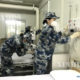 ဝူဟန့်ရှိ ဟောဆန်ဆန်းဆေးရုံတွင် နိုဗယ် ကိုရိုနာဗိုင်းရပ်စ်ပိုး ကူးစက်ခံရသော လူနာများအား လက်ခံကုသပေးရန် နောက်ဆုံးပြင်ဆင်မှုများ ပြုလုပ်နေသည့် ကျန်းမာရေးဝန်ထမ်းများအား ဖေဖော်ဝါရီ ၃ ရက်က တွေ့ရစဉ် (ဆင်ဟွာ)