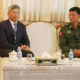မြန်မာ့တပ်မတော် ညှိနှိုင်းကွပ်ကဲရေးမှူး(ကြည်း၊ ရေ၊ လေ) ဗိုလ်ချုပ်ကြီး မြထွန်းဦးက မြန်မာနိုင်ငံ ဆိုင်ရာ တရုတ်ပြည်သူ့ သမ္မတနိုင်ငံ သံအမတ်ကြီး မစ္စတာ ချန်းဟိုင်အား နေပြည်တော်အပြည်ပြည်ဆိုင်ရာလေဆိပ်ရှိ တပ်မတော်လေဆိပ် ဧည့်ခန်းမ၌ လက်ခံတွေ့ဆုံစဉ် (ဆင်ဟွာ)