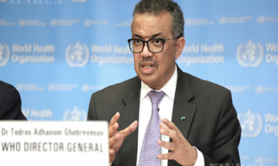 ကမ္ဘာ့ ကျန်းမာရေးအဖွဲ့(WHO) ညွှန်ကြားရေးမှူးချုပ် တက်ဒရော့စ်အား မတ် ၉ ရက်က ဆွစ်ဇာလန်နိုင်ငံ ဂျီနီဗာမြို့တွင် ကျင်းပသော ပုံမှန်သတင်းစာရှင်းလင်းပွဲ၌ တွေ့ရစဉ်(ဆင်ဟွာ)