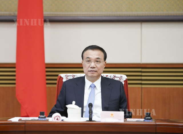 တရုတ် နိုင်ငံ နိုင်ငံတော်ကောင်စီ ဝန်ကြီးချုပ် လီခဲ့ချန် အား မြင်တွေ့ရစဉ်(ဆင်ဟွာ)