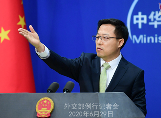 တရုတ်နိုင်ငံ နိုင်ငံခြားရေးဝန်ကြီးဌာန ပြောရေးဆိုခွင့်ရှိသူ ကျောက်လိကျန်းအား ဇွန် ၂၉ ရက် ပုံမှန်သတင်းစာရှင်းလင်းပွဲတွင် တွေ့ရစဉ် (ဓါတ်ပုံ- တရုတ်နိုင်ငံ နိုင်ငံခြားရေးဝန်ကြီးဌာန ဝဘ်ဆိုက်)